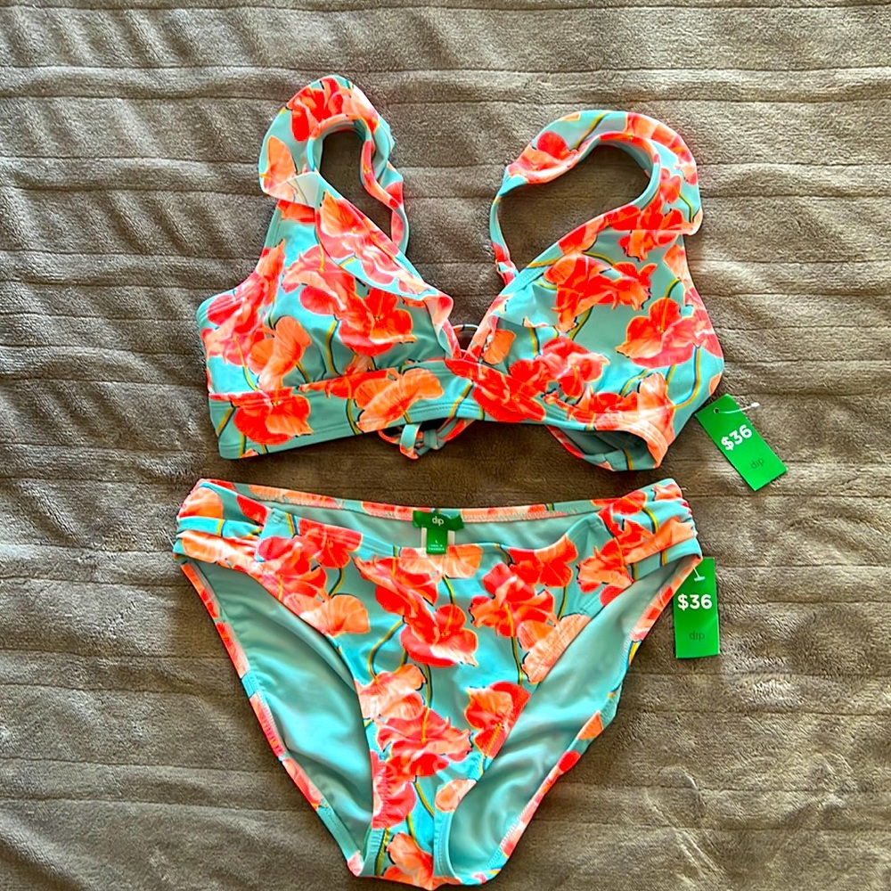 Magic women’s swim